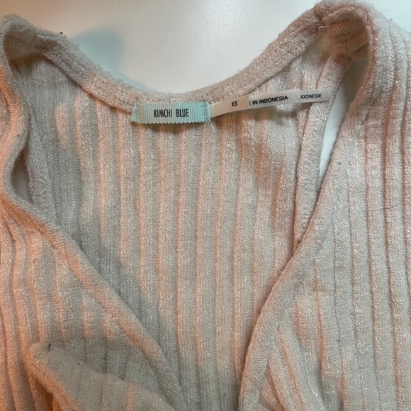 Crop top - Picture 2 of 3